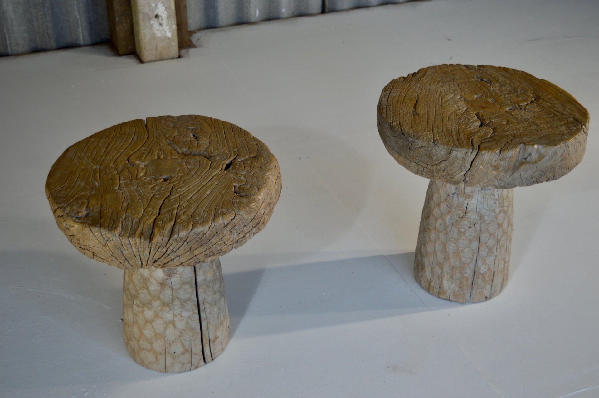 Set of two lamp tables